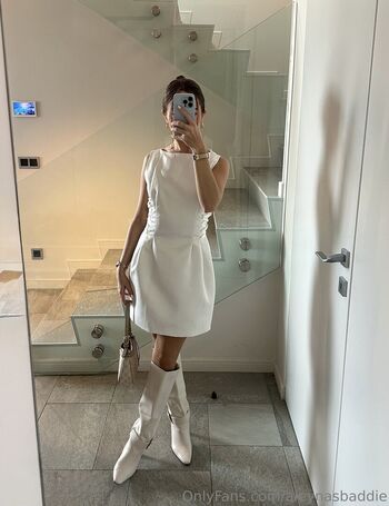 Full leaked Aleynabaddie page private onlyfans photo