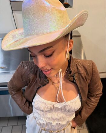 Full leaked Aliana king page private onlyfans photo