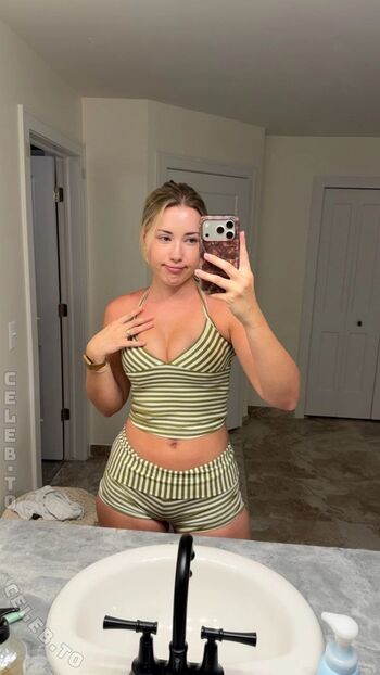 Full leaked Alice pineapplebrat private onlyfans photo