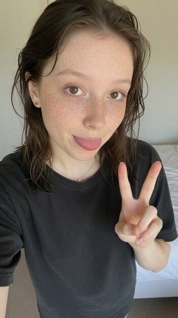Full leaked Alice plumpy page private onlyfans photo