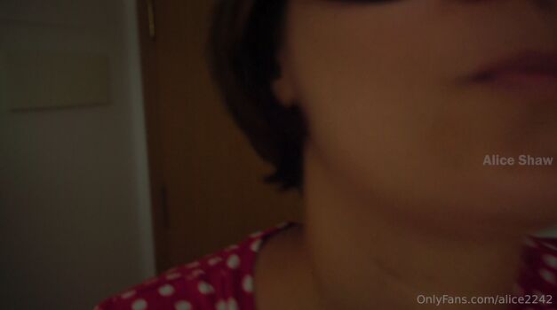 alice2242
