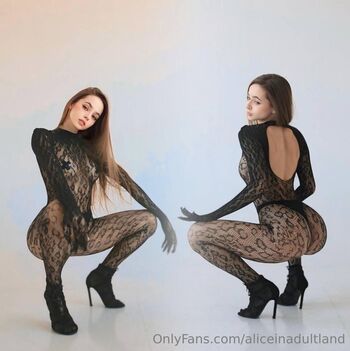 aliceinadultland