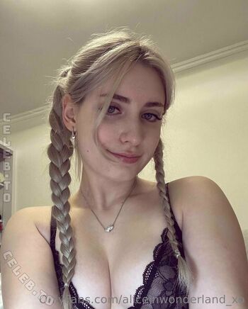 aliceinwonderland_xo