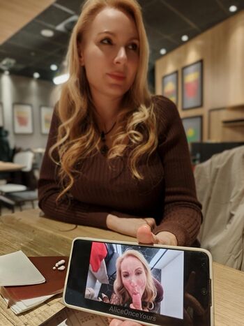 Full leaked Aliceonceyours private onlyfans photo