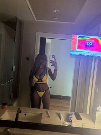 Full leaked Alicia adams private onlyfans photo