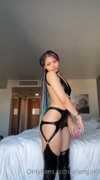 Full leaked Aliengirl private onlyfans photo