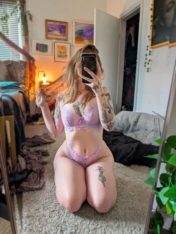 Full leaked Alildore private onlyfans photo