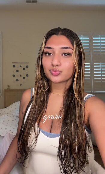 Full leaked Alina shaikh private onlyfans photo