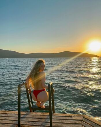 Full leaked Alina zeynep private onlyfans photo