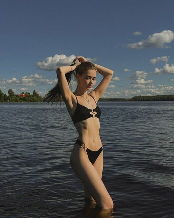 Full leaked Alinazaozerskaya private onlyfans photo