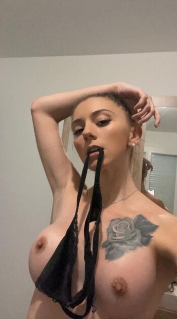Full leaked Aline eee private onlyfans photo