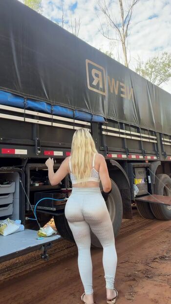 Full leaked Aline fuchter ouriques page private onlyfans photo