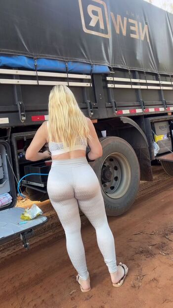 Full leaked Aline fuchter ouriques page private onlyfans photo