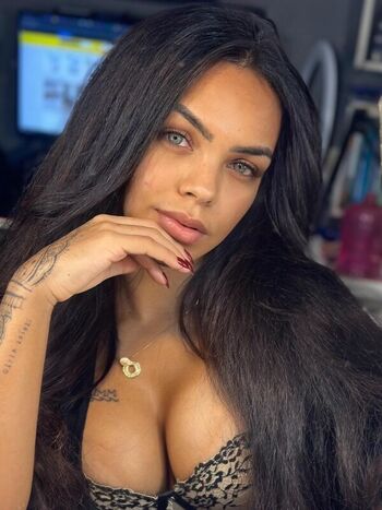 Full leaked Aline meyer private onlyfans photo