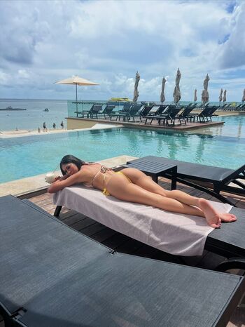 Full leaked Aline proutiere private onlyfans photo