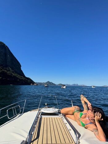 Full leaked Aline riscado private onlyfans photo