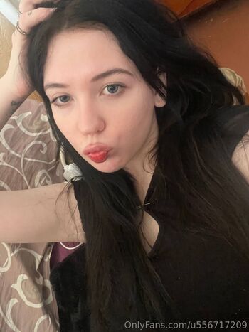 Full leaked Alinkameow private onlyfans photo
