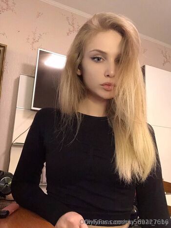 Full leaked Alisaaaa one private onlyfans photo