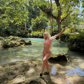 Full leaked Alisha lehmann page private onlyfans photo