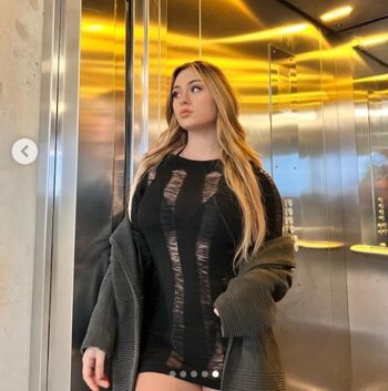 Full leaked Alissa plz private onlyfans photo