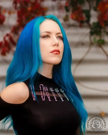 Alissa White-Gluz