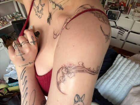 Full leaked Alivegirlnare private onlyfans photo