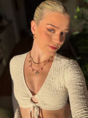 Full leaked Alix ablaze private onlyfans photo
