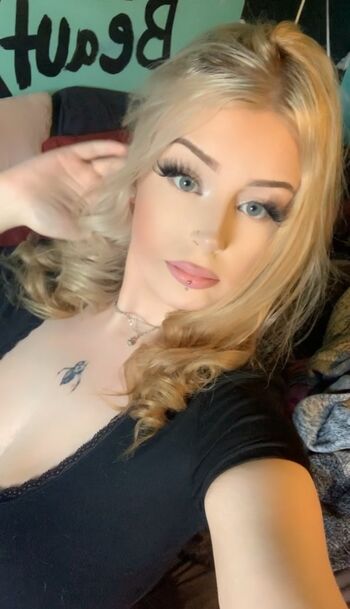 Full leaked Aliyahmarie private onlyfans photo