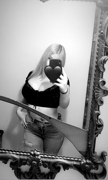 Full leaked Aliyahmarie private onlyfans photo