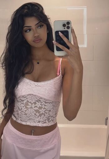 Full leaked Aliza shan private onlyfans photo