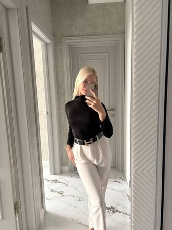 Full leaked Allegraschroeter private onlyfans photo