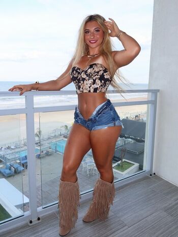 Full leaked Allie brink private onlyfans photo