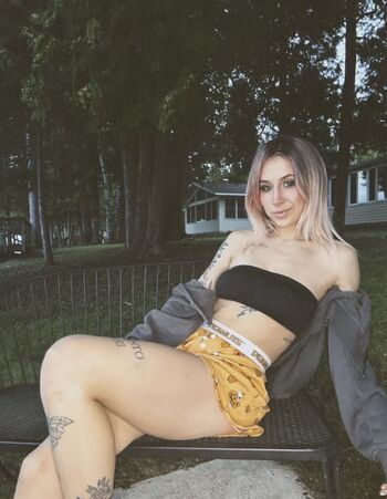 Full leaked Allieesaur private onlyfans photo