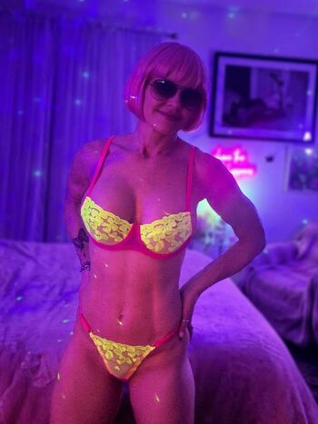 Full leaked Allthingsheather private onlyfans photo