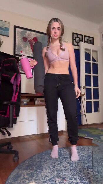 Full leaked Allyannamaria page private onlyfans photo