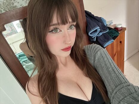Full leaked Allykitti private onlyfans photo