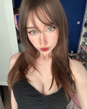Full leaked Allykitti private onlyfans photo