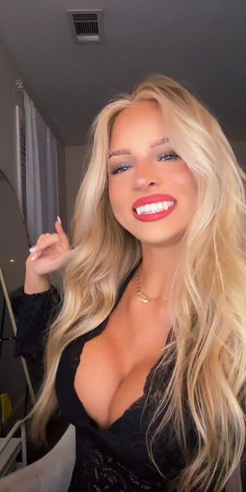 Full leaked Allyn wood private onlyfans photo