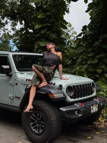 Full leaked Alohalaia private onlyfans photo