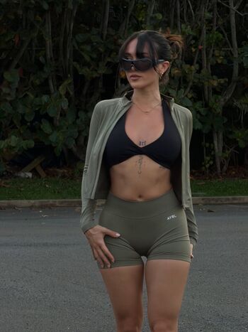 Full leaked Alohalaia private onlyfans photo