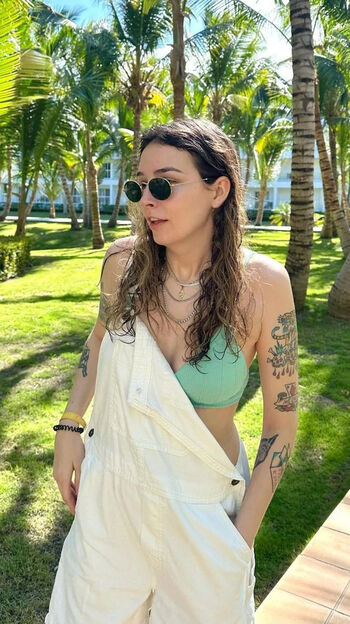 Full leaked Aly brassard private onlyfans photo