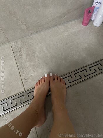Full leaked Alya cutieee private onlyfans photo