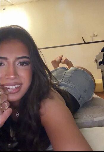 Full leaked Alyc ia private onlyfans photo