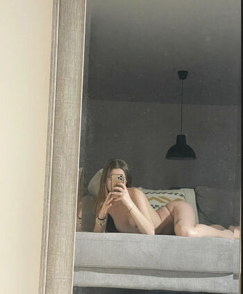 Full leaked Alyssacestmoi page private onlyfans photo