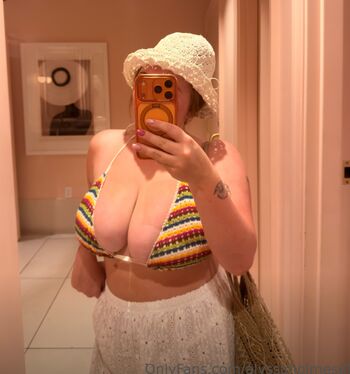 Alyssaholmes6969