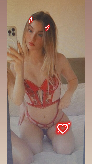 Full leaked Alyssazayen private onlyfans photo