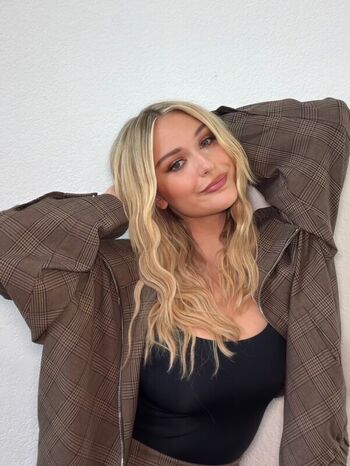 Full leaked Alyvia alyn lind private onlyfans photo