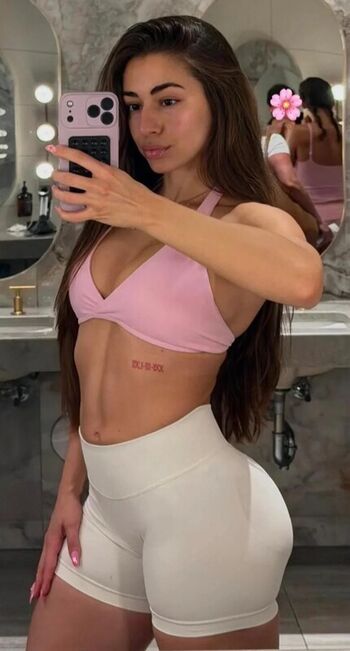 Full leaked Amaliaa t private onlyfans photo