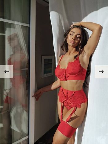 Full leaked Amaliaa t page private onlyfans photo