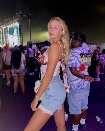 Amanda Anisimova